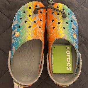 NWT Crocs